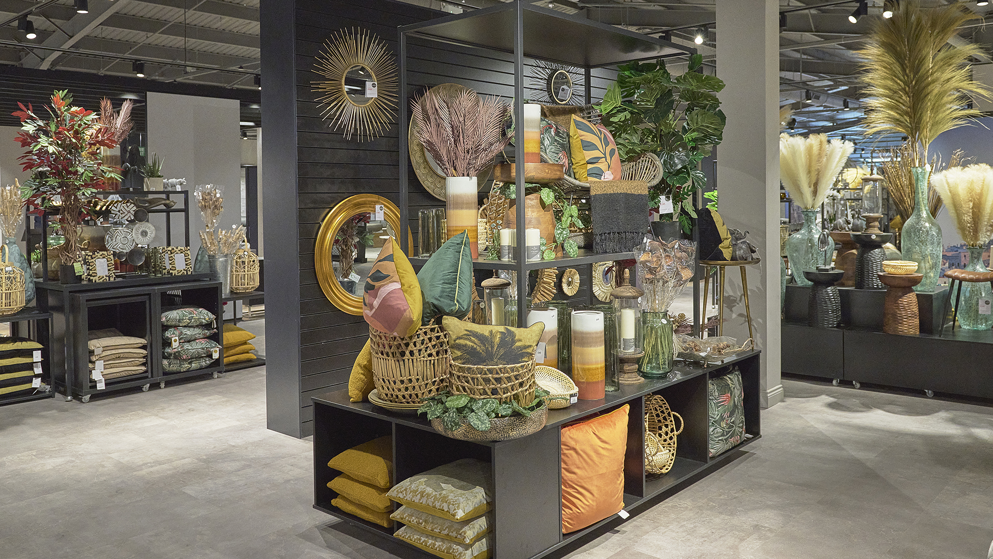 Home furniture store near me discount
