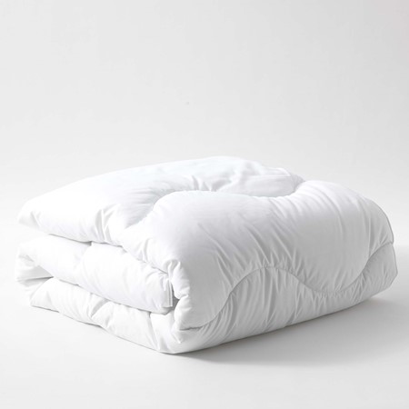 The Fine Bedding Company Allergy Defence 4.5 Tog Duvet image