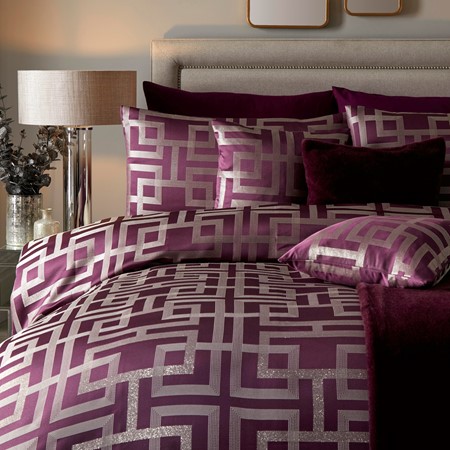 Soiree Bardon Damson Jacquard Duvet Cover Set image