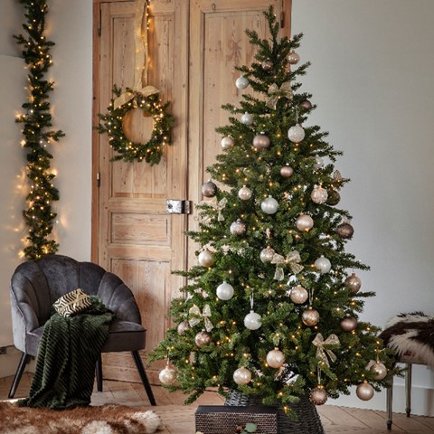 Allison Pine Christmas Tree 5ft9