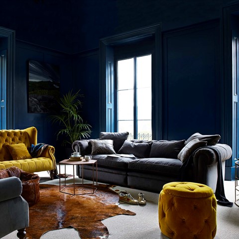 Alexander & James Retreat Snuggler Chair