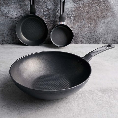 Prestige x9 Tougher Wok - 29cm