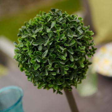 Artificial Small Uno Topiary Tree Image