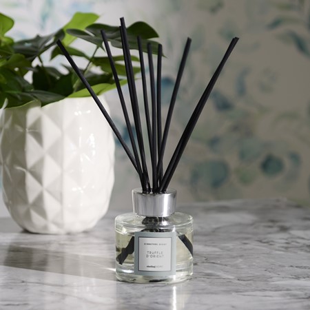 Sterling Home Fragrance Truffle D'Orient Reed Diffuser primary image