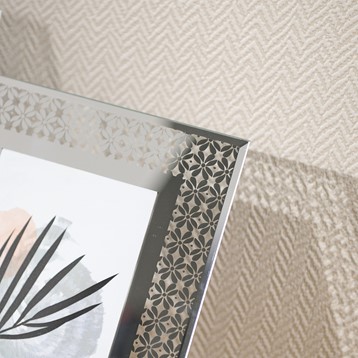 Sterling Home Lattice Photo Frame Image