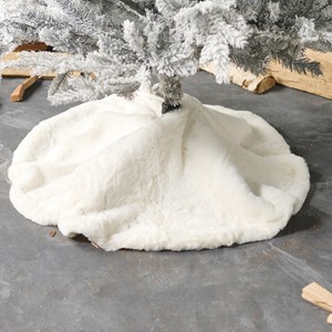 White Faux Fur Tree Skirt Image