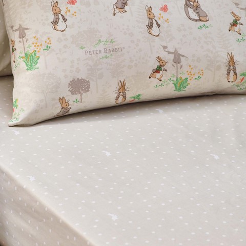 Peter Rabbit Classic Fitted Sheet - Natural
