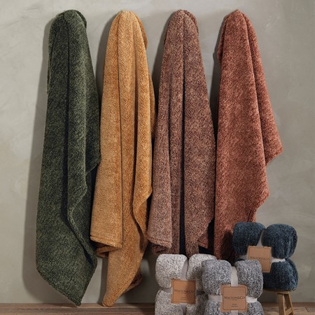 Spice Cosy Cloud Throw image