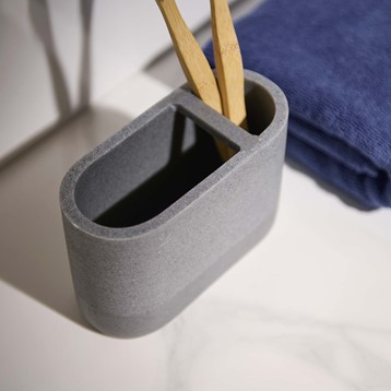 Amara Dual Toothbrush Holder Image
