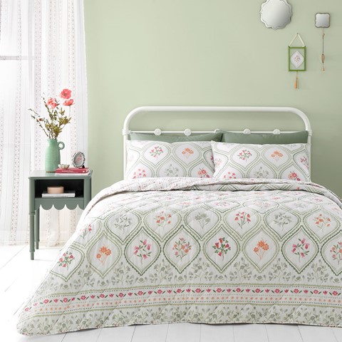 Catherine Lansfield Cameo Green Ribbon Floral Bedspread