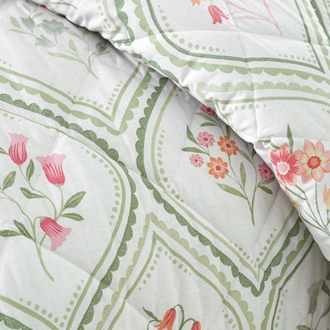 Catherine Lansfield Cameo Green Ribbon Floral Bedspread