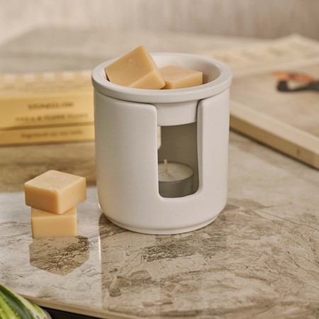 Modern Classics White Ceramic Wax Melter primary image