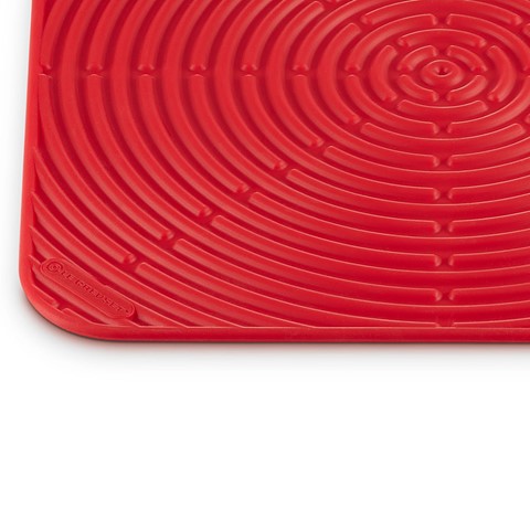 Le Creuset Cerise Counter Protector