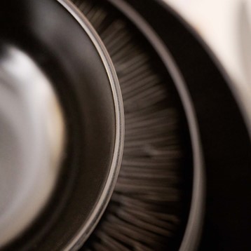 Mikasa Jardin Midnight 12 Piece Dinner Set Image