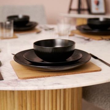 Mikasa Jardin Midnight 12 Piece Dinner Set Image