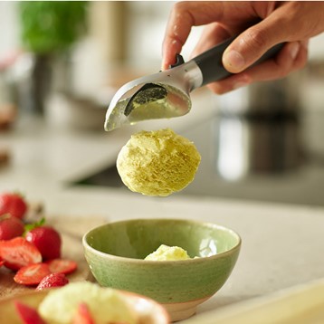 Joseph Joseph Elevate Icecream Scoop Image