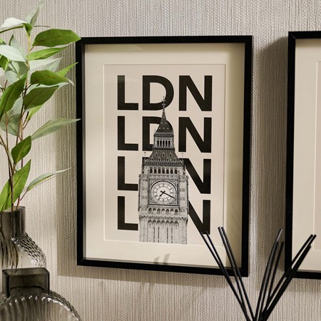 London Black & White City Wall Art primary image