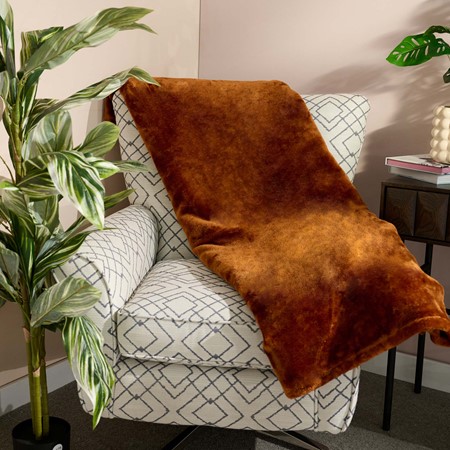 Maximus Cosy Orange Throw primary image