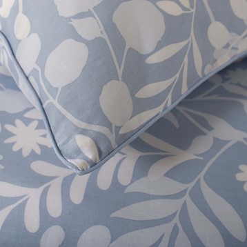 Deyongs Blue Mables Duvet Set Image