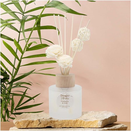Cashmere & Silk Flower Diffuser primary image