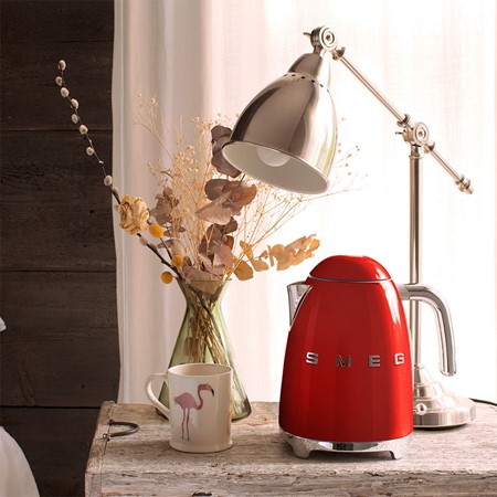 Smeg Red Kettle primary image