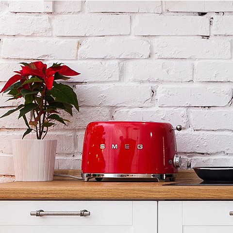 Smeg 2 Slice Red Toaster
