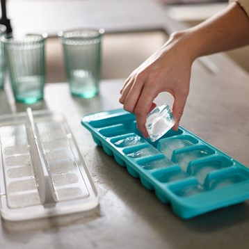 Joseph Joseph Flow Ice Cube Tray Image