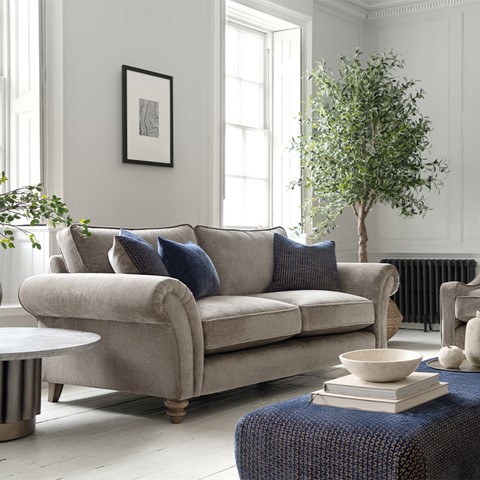 Angelica Snuggler Chair