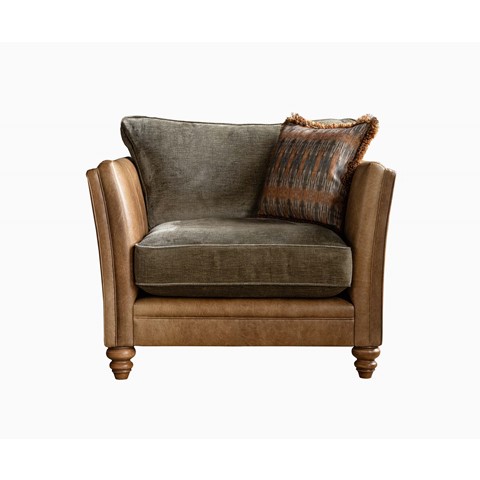 Alexander & James Lomund Armchair