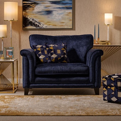 Rutland Snuggler Chair