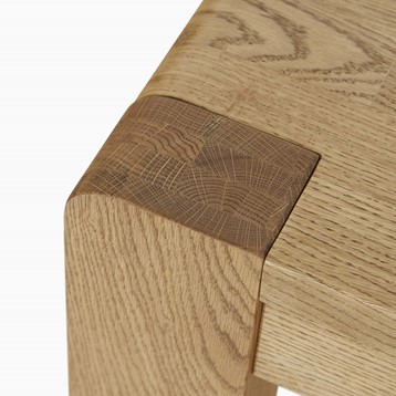 Solvi Extending Dining Table Image